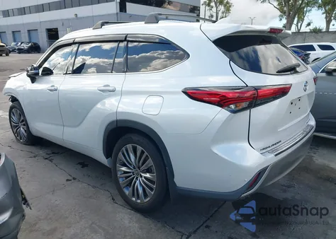 2022 Toyota Highlander Platinum from USA, damaged, VIN 5TDFZRAH8NS095582